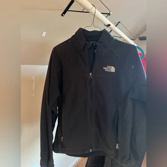 The north face jacket - Picture 2 of 5